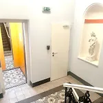 1 Center Modern 2br With Panoramic Museum View And King Bed Appartement