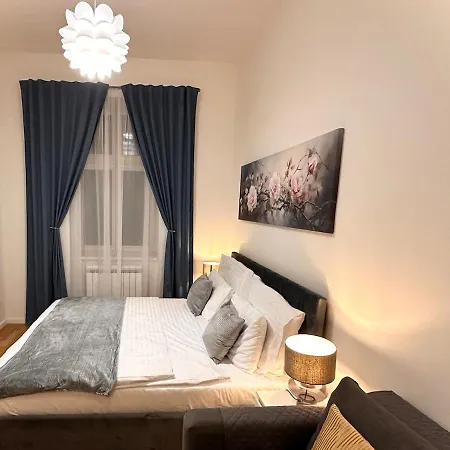 Apartment Modern 1 Retreat With Stunning Museum Views Prague