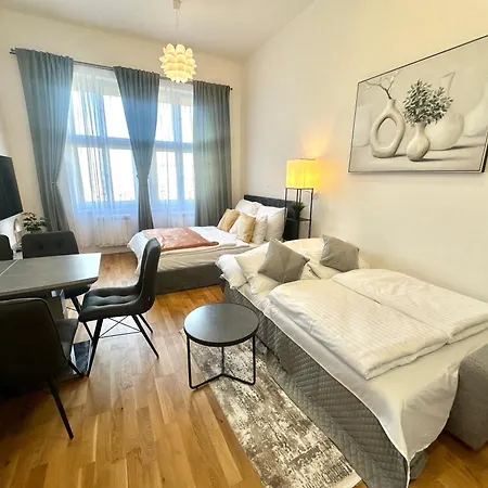 아파트 1 Center Modern 2br With Panoramic Museum View And King Bed