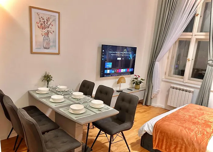Appartement 1 Center Modern 2br With Panoramic Museum View And King Bed